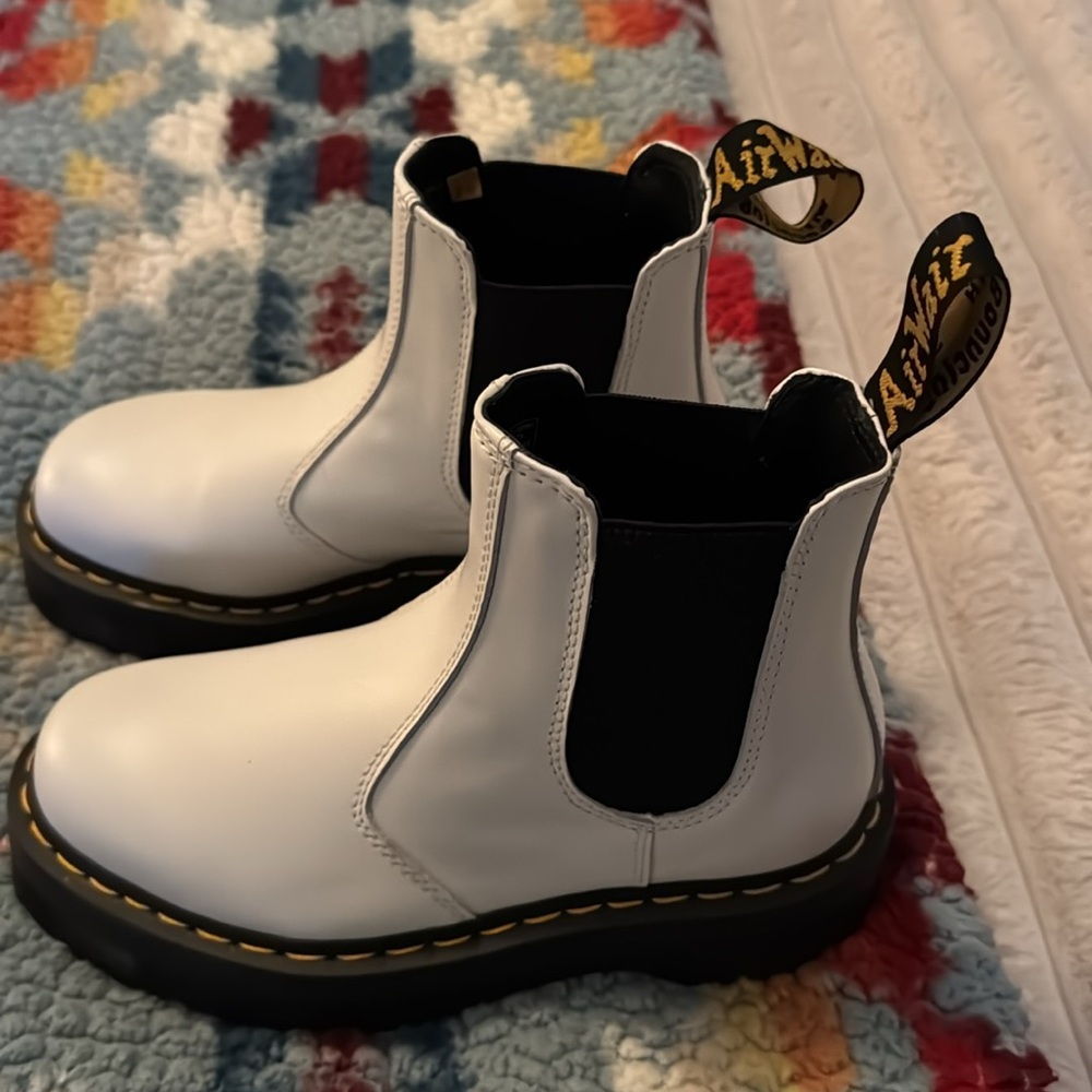 Doc Martens Platform Chelsea